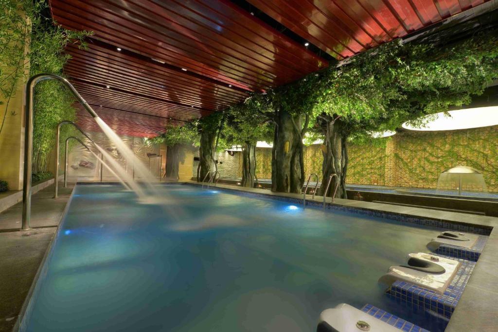 Kingrand Hotspring Hotel Pekín Exterior foto